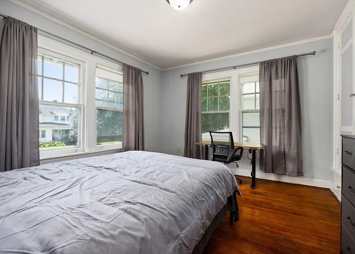 Comfortable Private | Shared Bath & Kitchen